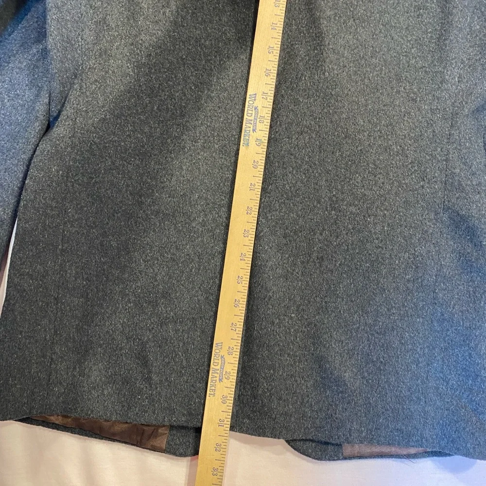 Robert Stock Wool Gray Blazer.